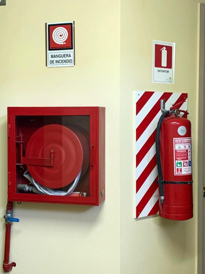 Juku Hostal Calama Eksteriør billede